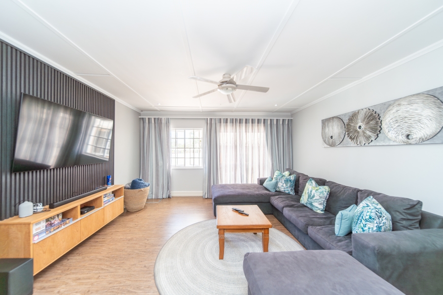 5 Bedroom Property for Sale in Selborne Eastern Cape